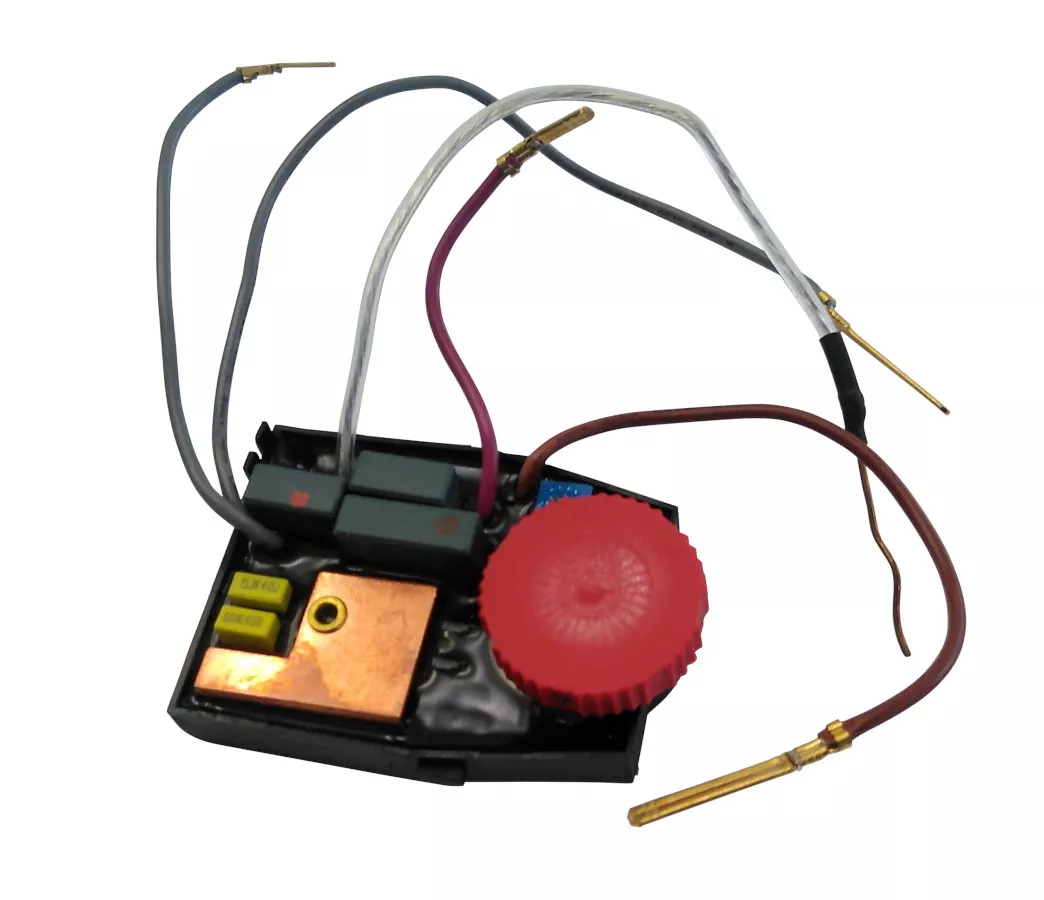 Régulateur de vitesse réf. 2 607 230 119 BOSCH